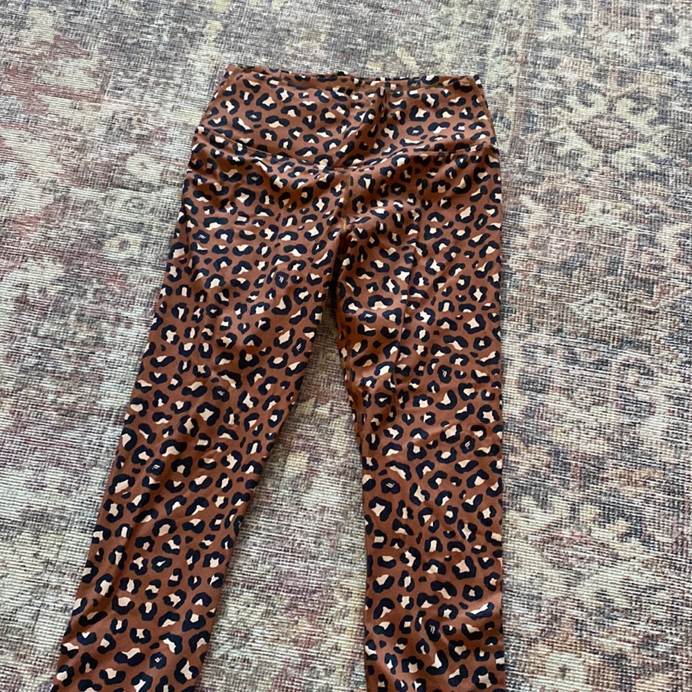 Cheetah leggings, cross detail on back, fabletics powerhold